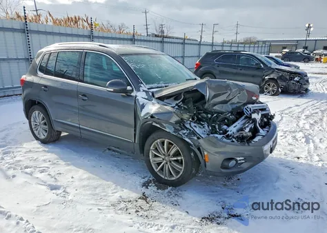 2012 Volkswagen Tiguan S z USA, uszkodzony, nr VIN WVGAV7AX8CW000044